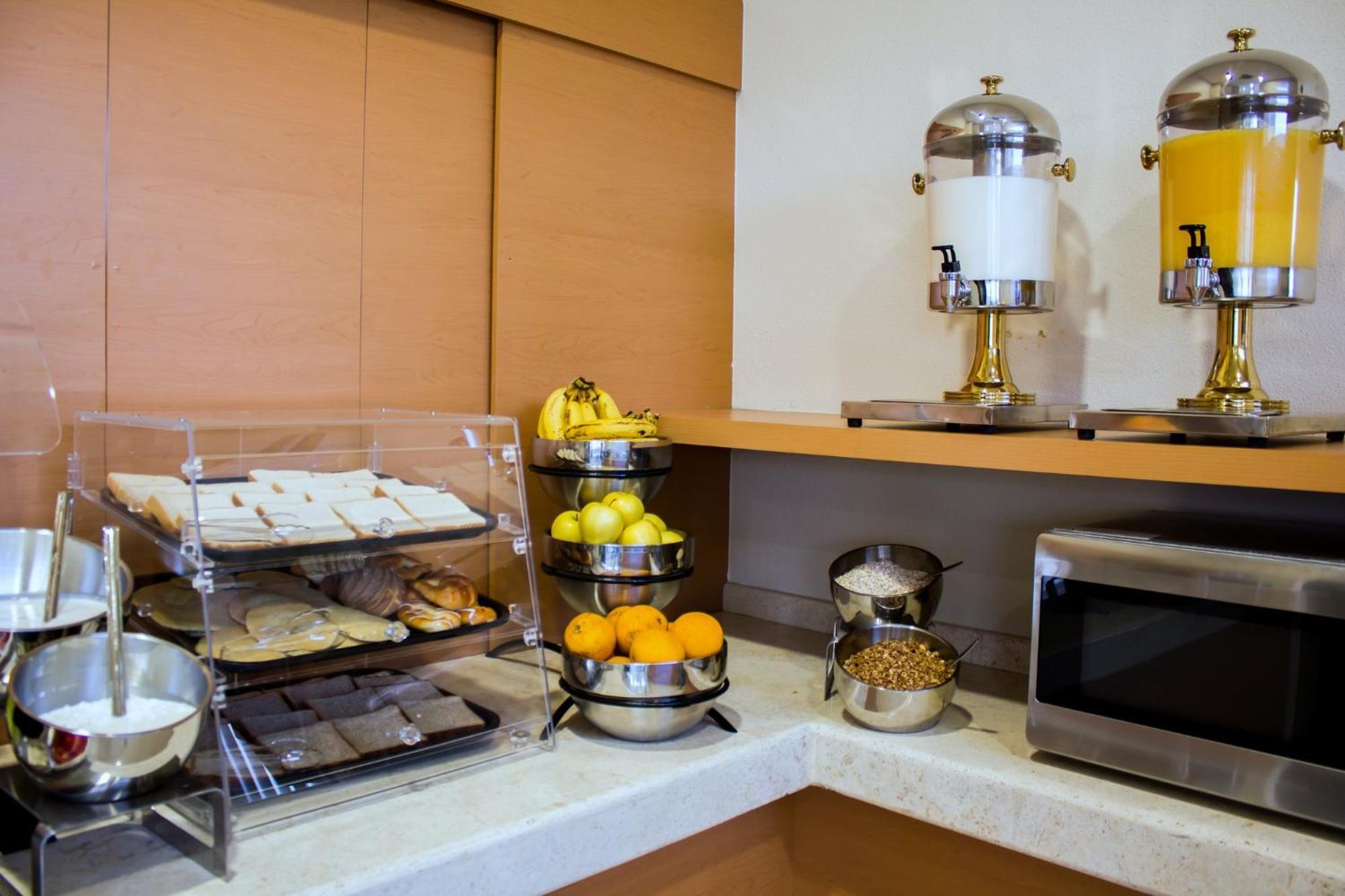 Holiday Inn Express Morelia Centro Historico المظهر الخارجي الصورة
