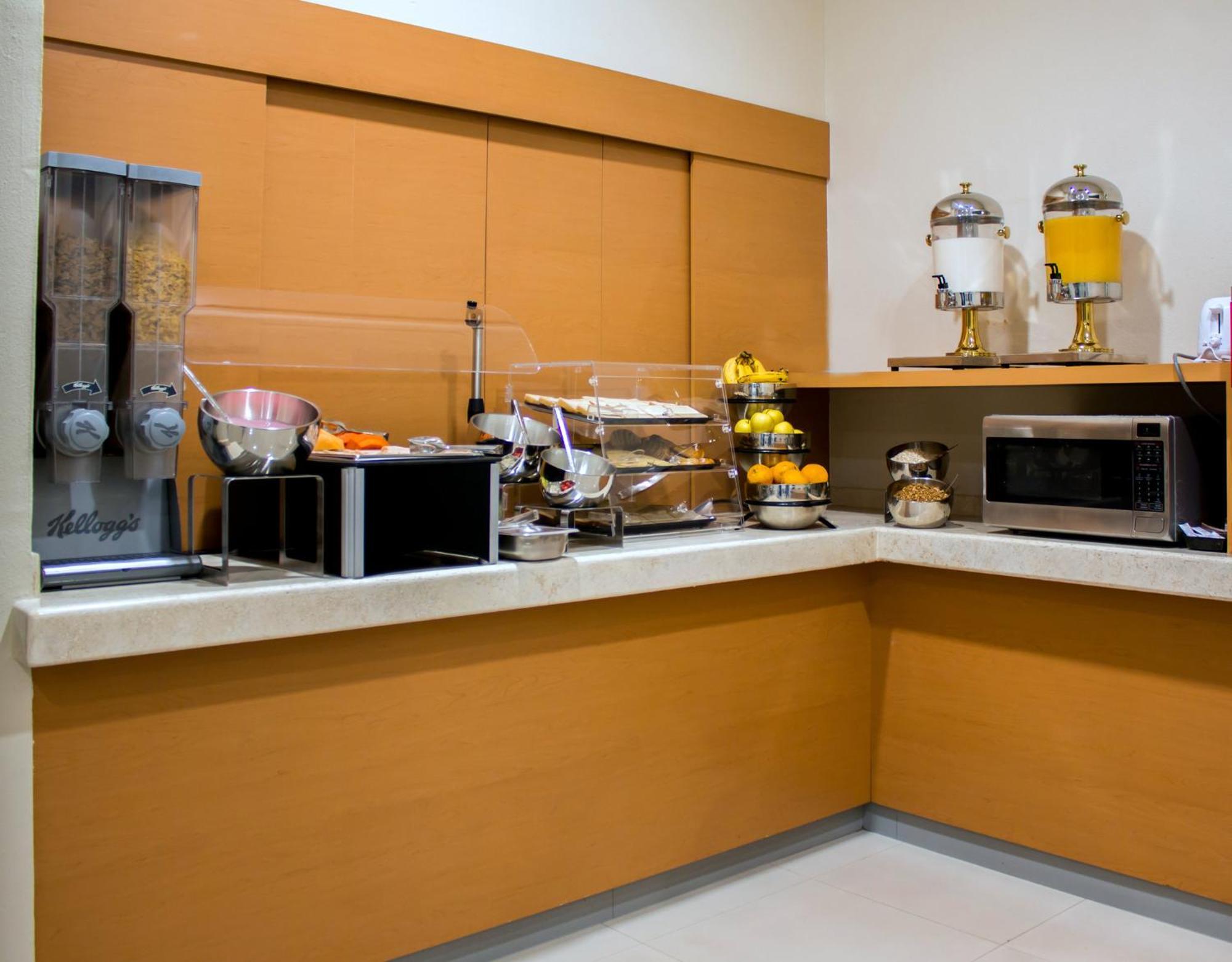 Holiday Inn Express Morelia Centro Historico المظهر الخارجي الصورة